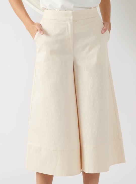 wide-leg trousers in light beige wide-leg trousers in light beige