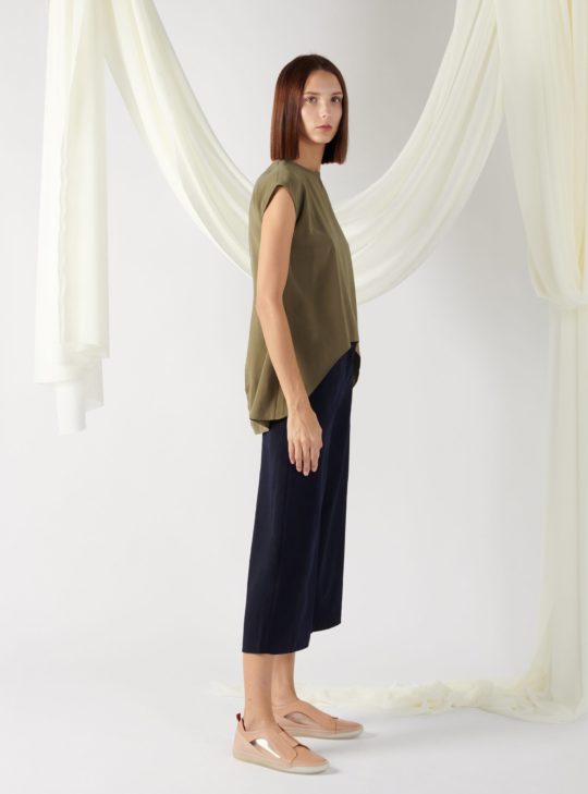 top with back slit in moss top with back slit in moss