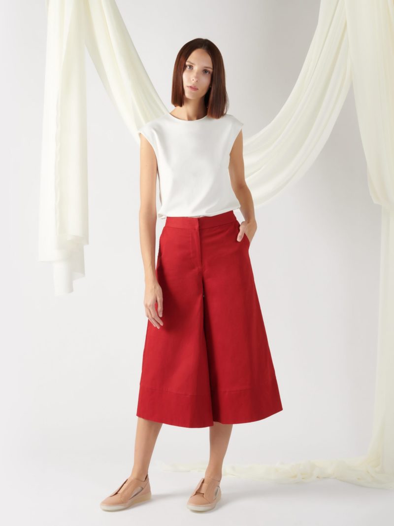 wide-leg trousers in light beige (copy)