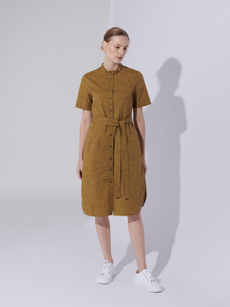PRINTED SHIRT DRESS IN KHAKI