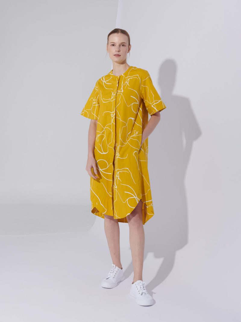 OVERSIZED SHIRT DRESS IN MUSTARD PRINTS